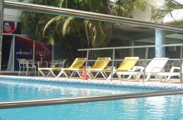 Hotel La Casona Dorada piscina